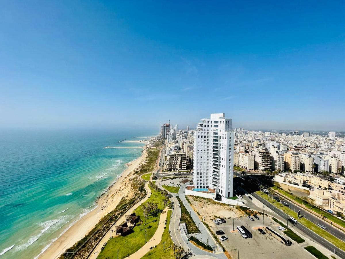 C Tower Apartments Netanja Zewnętrze zdjęcie